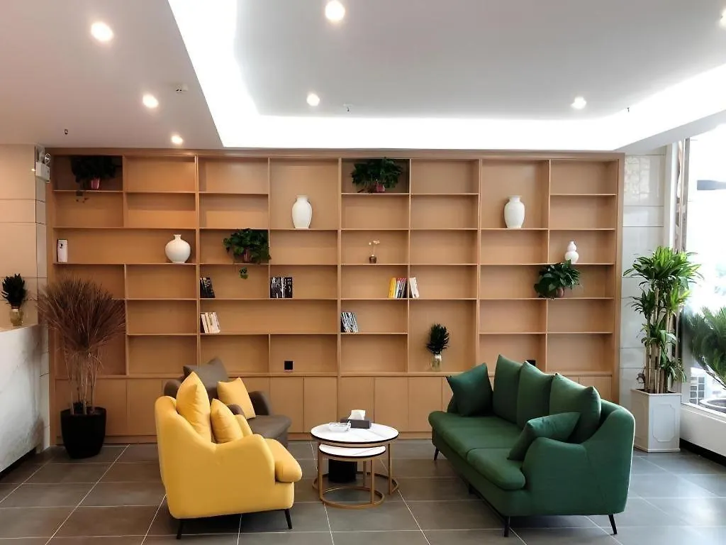 Greentree Inn Xinxiang Fengqiu County Xingfu Road 3*,